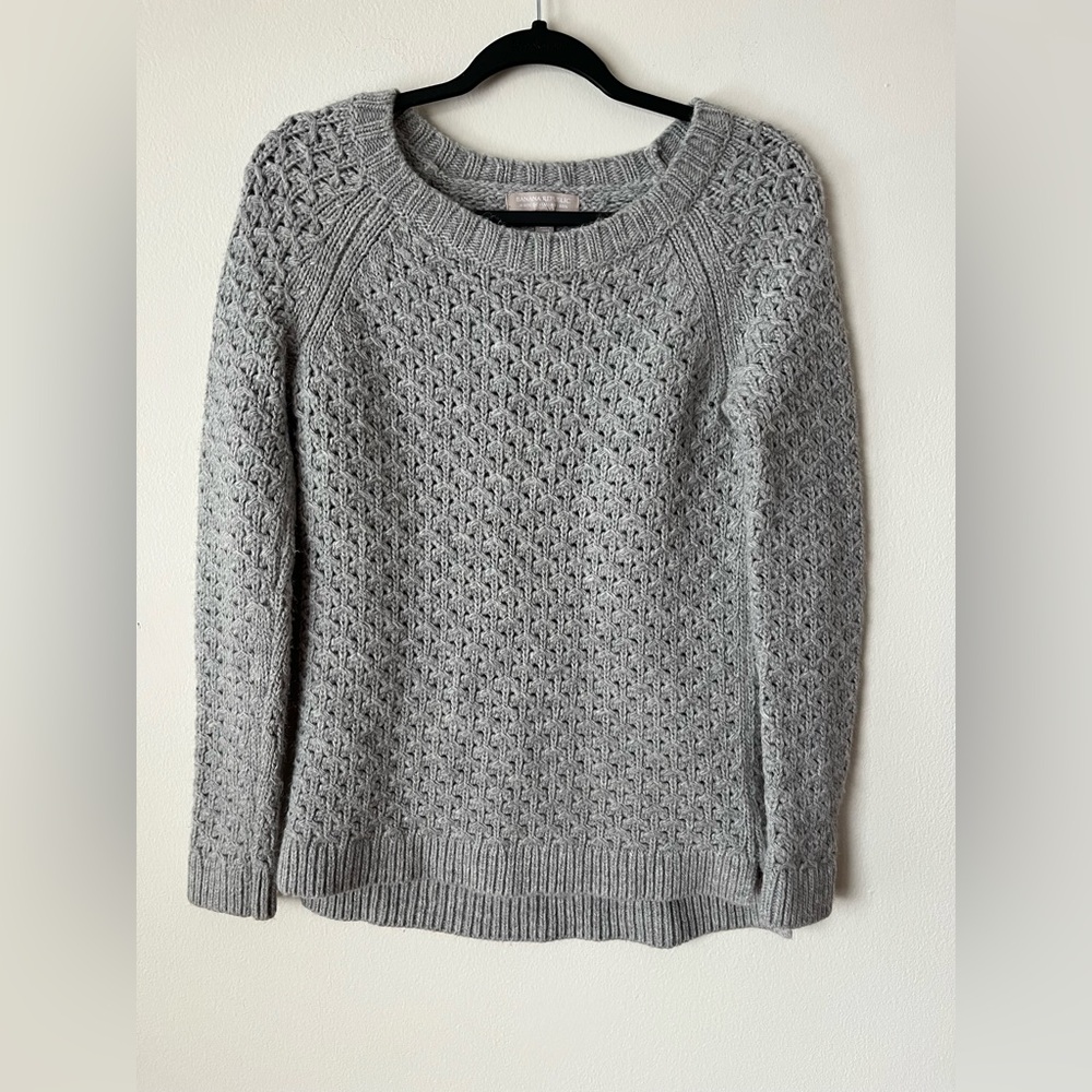 Banana Republic Heather Gray Women's Sweater